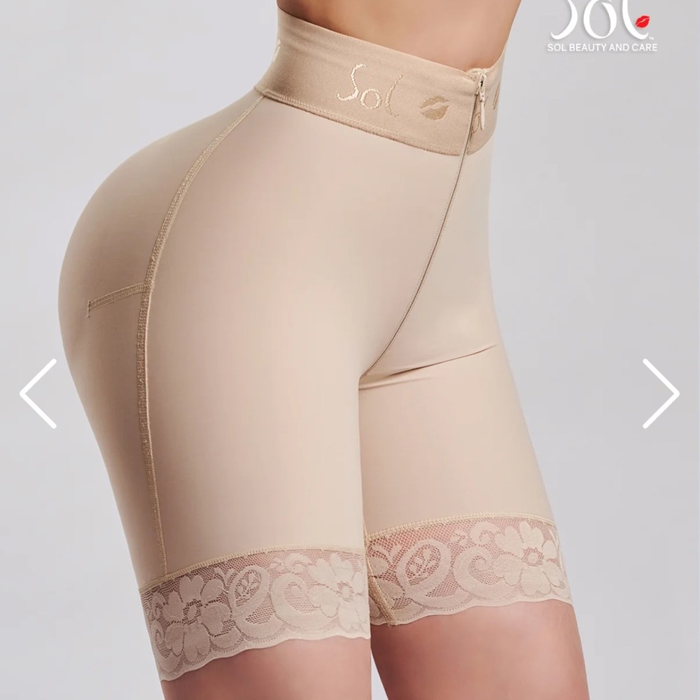 Invisible Mermaid Silhouette Short with zipper mid leg